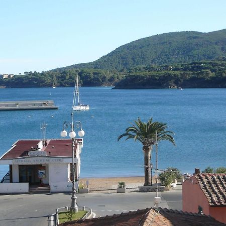Affittacamere Vista Mare Porto Azzurro Kültér fotó