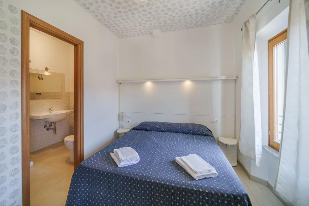 Affittacamere Vista Mare Porto Azzurro Kültér fotó