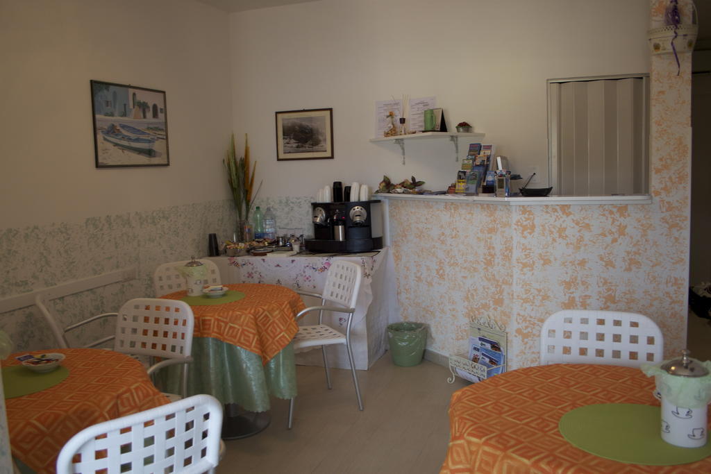 Affittacamere Vista Mare Porto Azzurro Kültér fotó